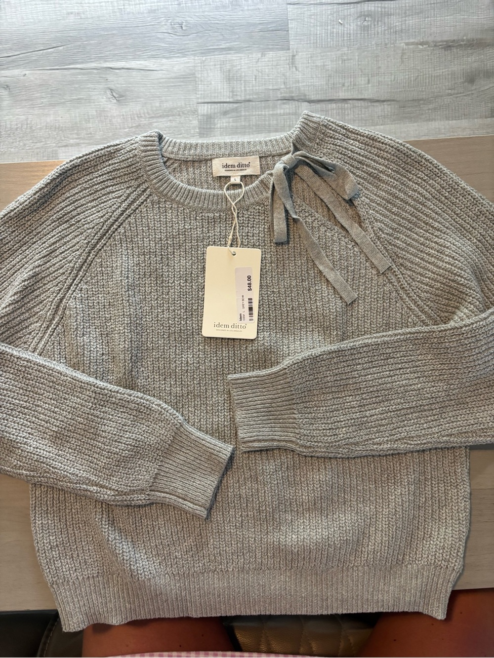 idem ditto Gray Bow-Accent Crewneck Sweater